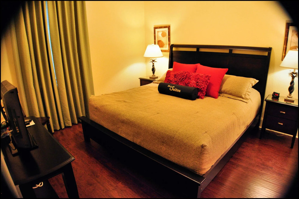 30-A Inn & Suites