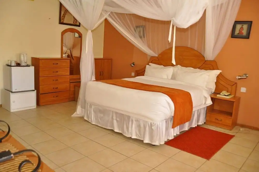 Anina's Executive Lodge