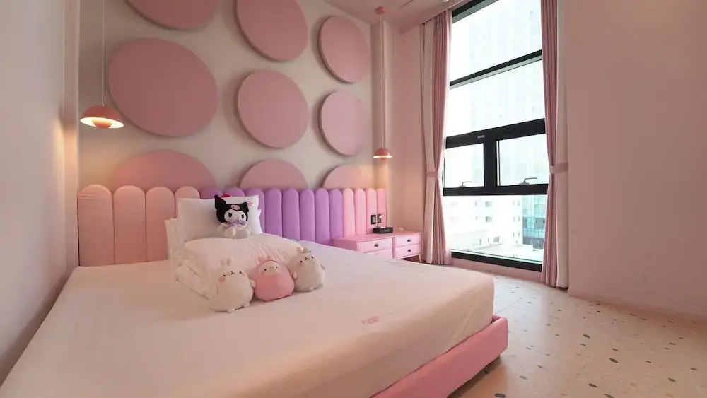 Almond Kids Poolvilla Nampo