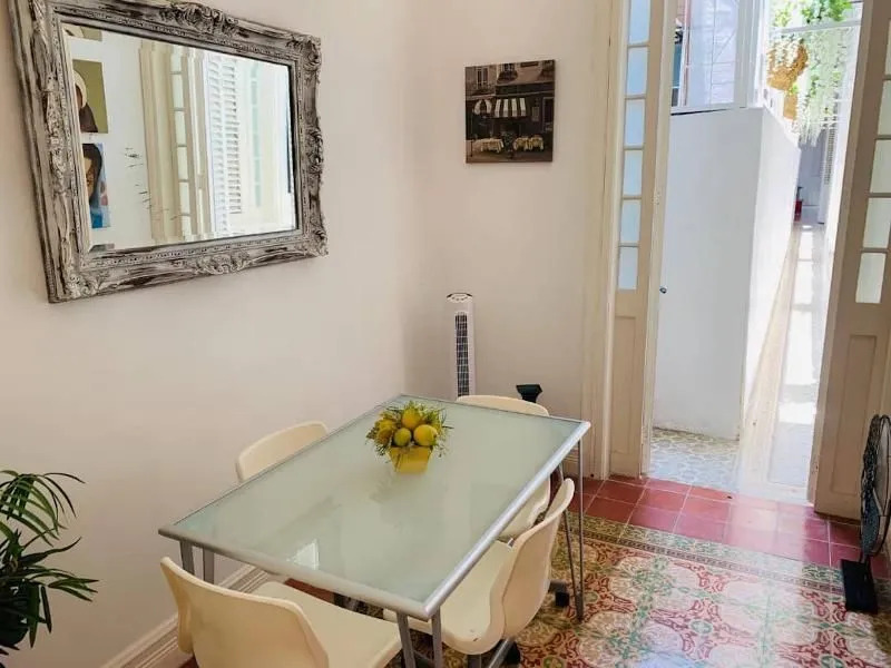 Chandelier BNB