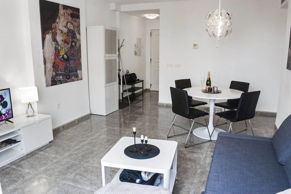 Lovely Penthouse with Sea View Ref 9