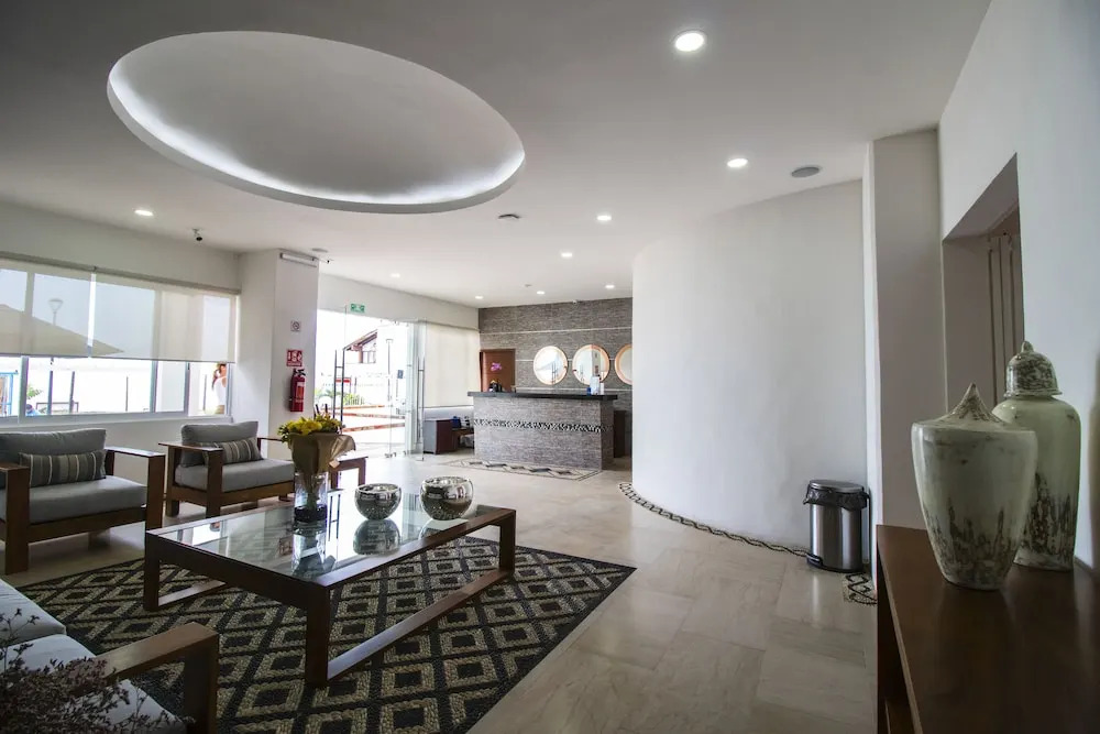 The Paramar Beachfront Boutique Hotel With Breakfast Included - Downtown Malecon
