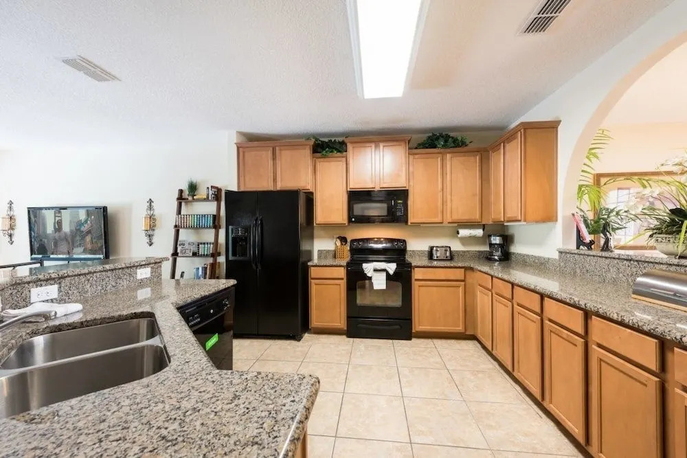 6BR Pool Home in Cypress Pt. by SHV-1037