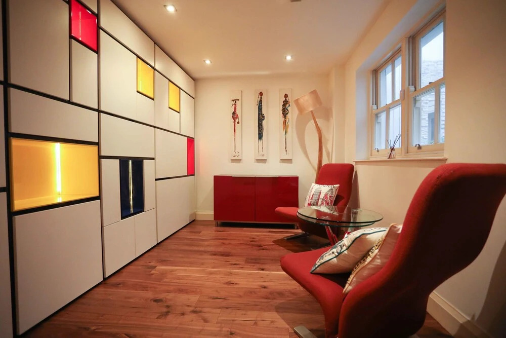 Lovely 2 Bed Flat in Warren Street