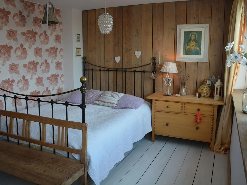 Attractive Holiday Home in Noordwijk With Garden