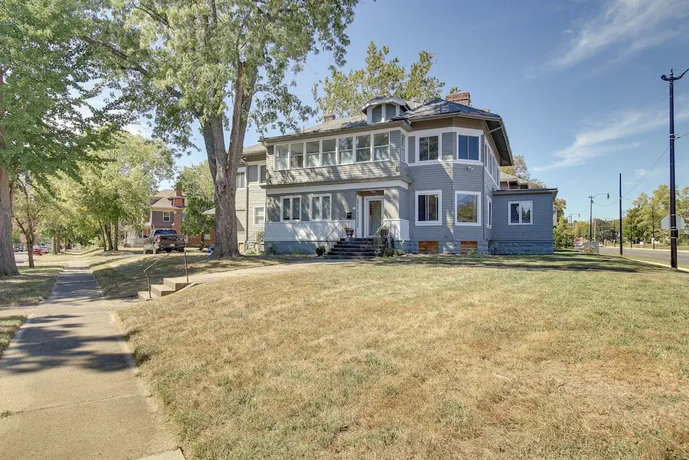 Jetted Tub: Dayton Condo, 2 Mi to Oregon District