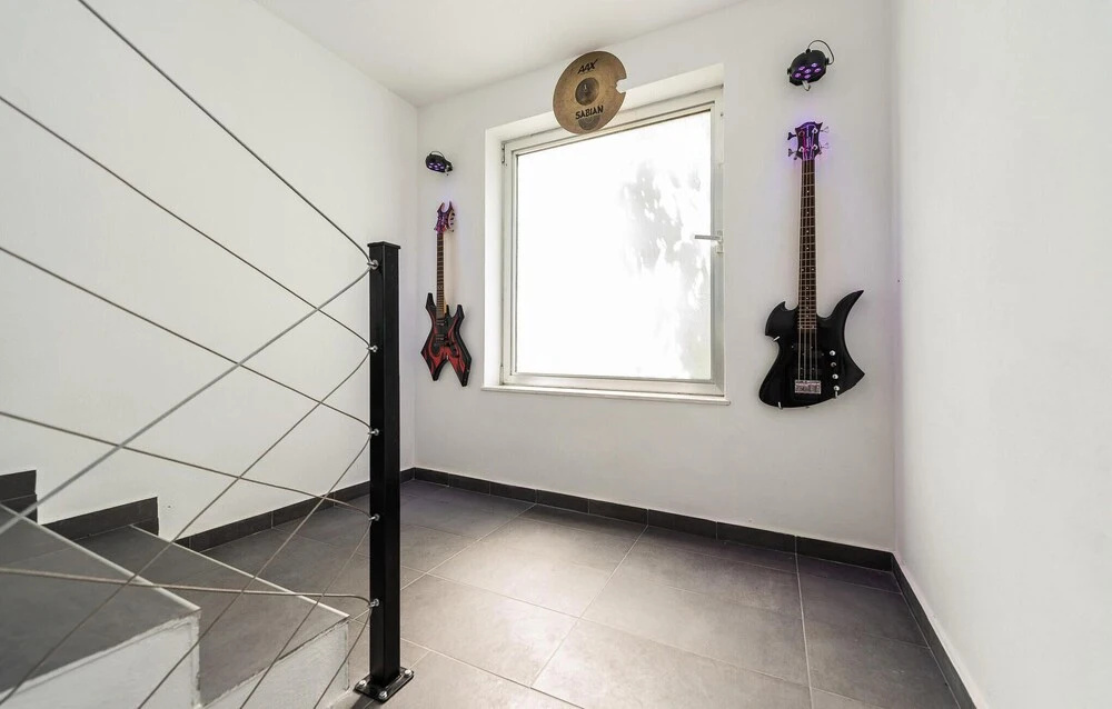 Beautiful Home in Privlaka With Wifi and 4 Bedrooms