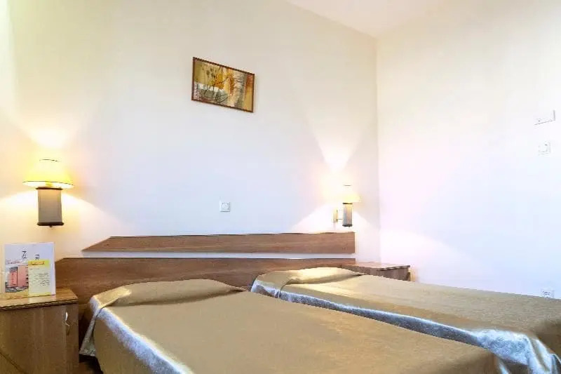 Euro Hotels International Arcul De Triumf