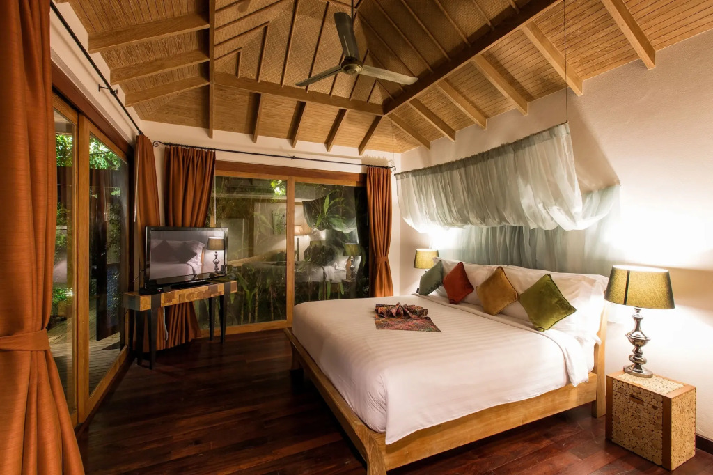 Tango Luxe Beach Villa, Koh Samui