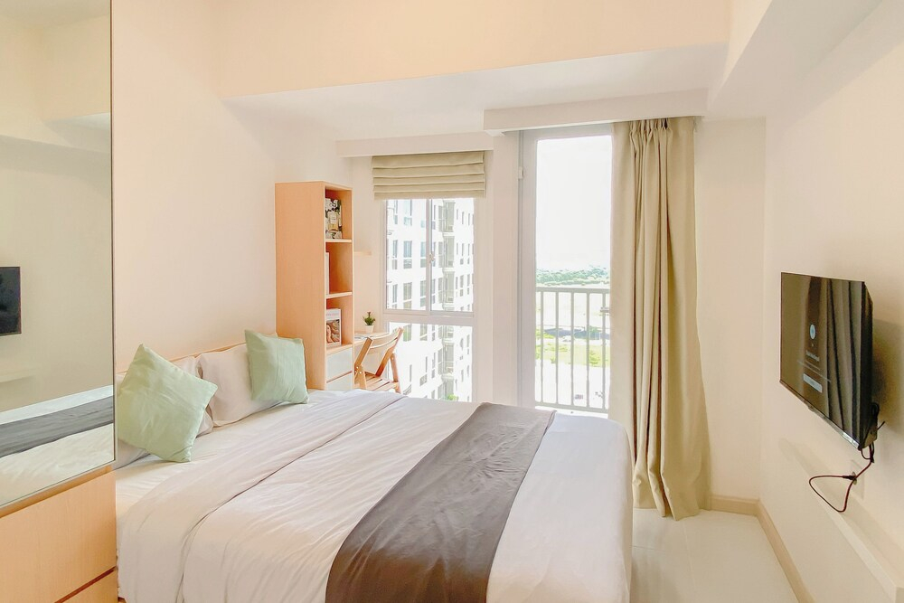 Studio Apartment At Tokyo Riverside Pik 2 Near Hope Intercultural School