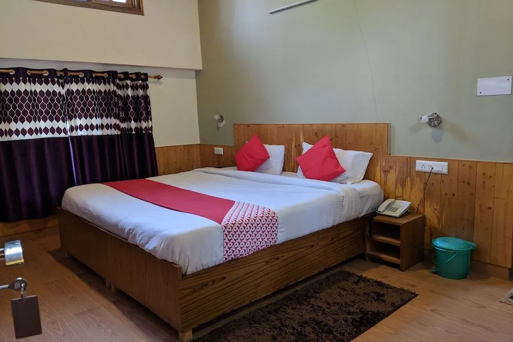 OYO 24399 Mashobra Valley Resort