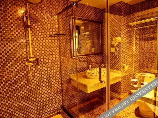 VIVA Hotel (Rongchang Commercial Center)