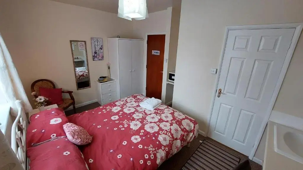 Tennyson Lodge