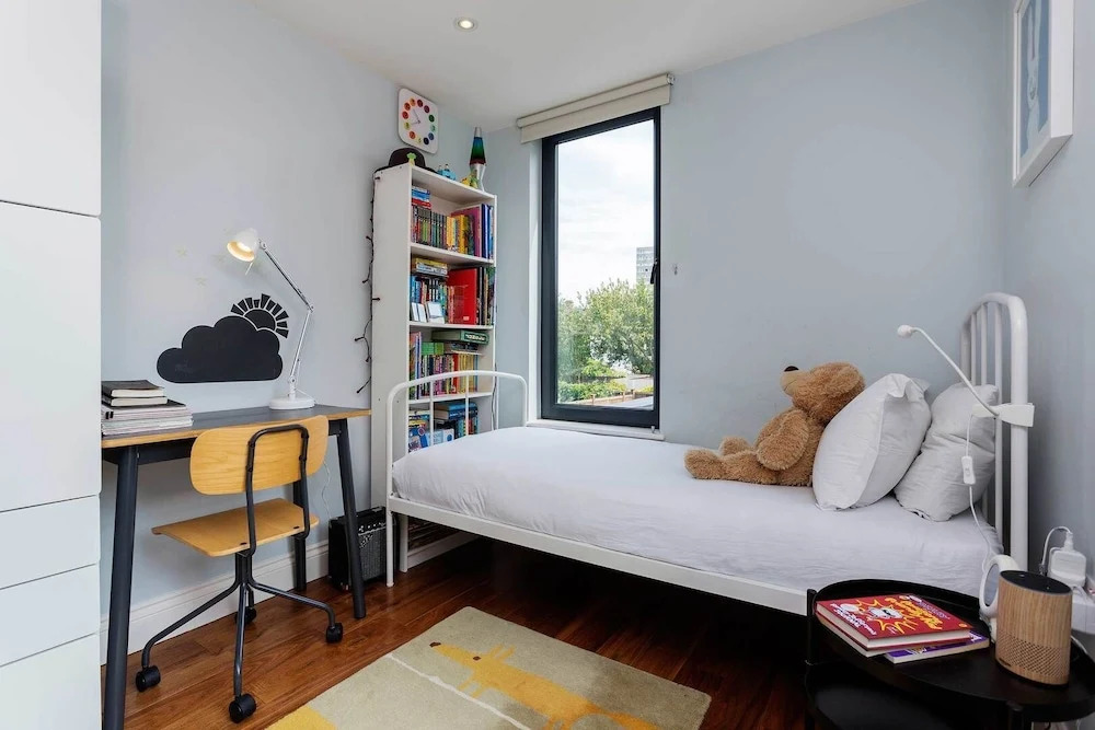 Pared-back Elegance