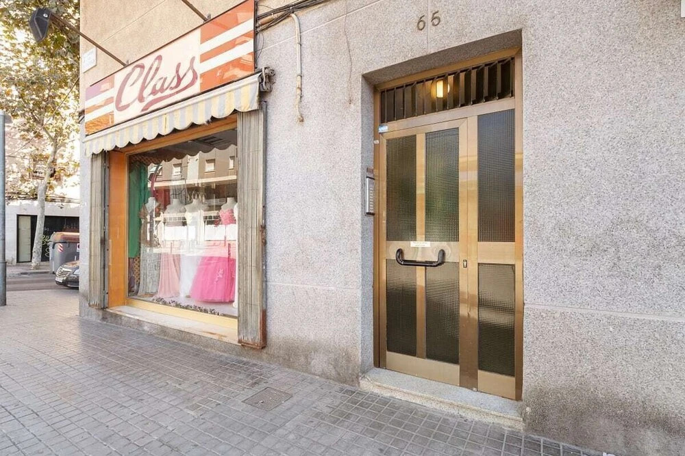 Comfortable 2 Bedroom Flat Near Florida Station