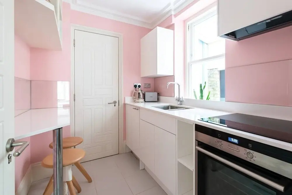 Fantastic 4 Bed House in Iconic Camden