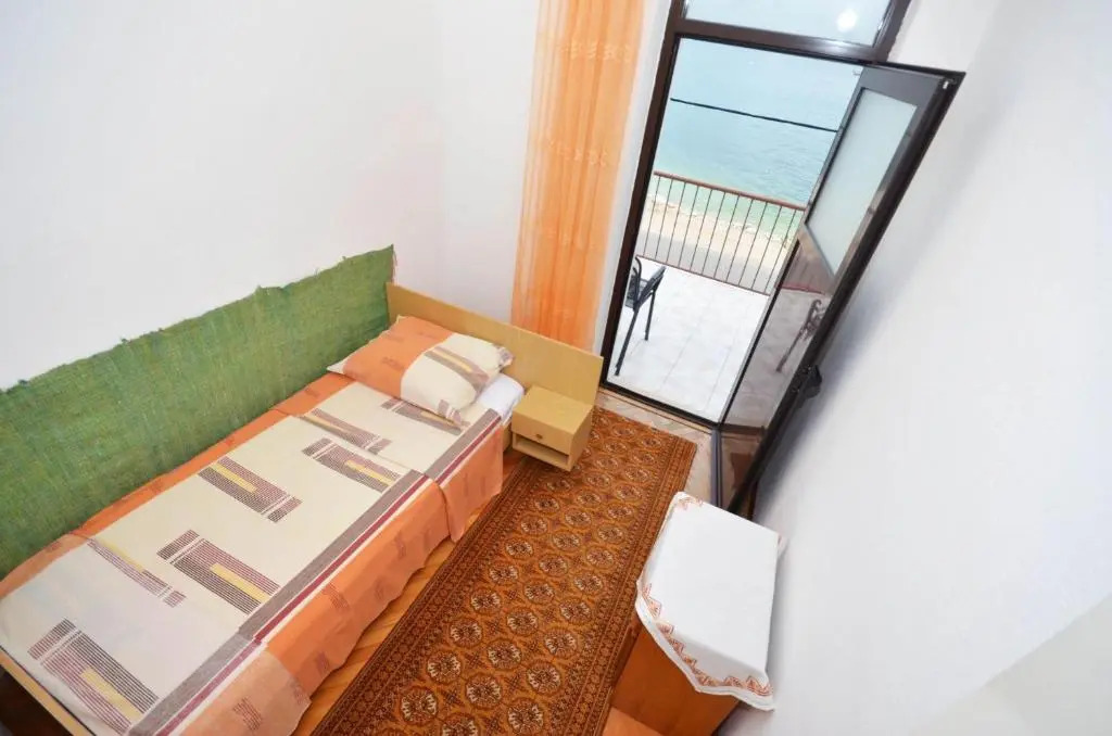 Apartment Andja - 5m from the beach