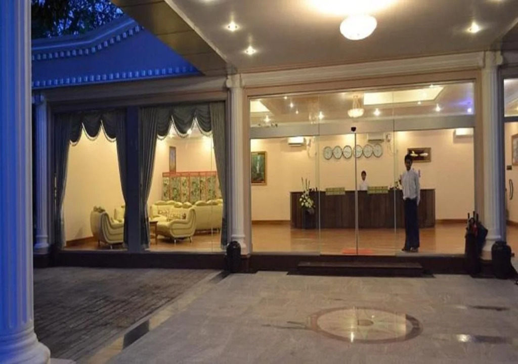 Hotel Bago