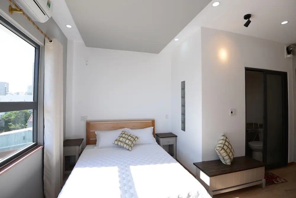 Bobo House