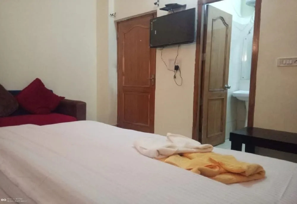 Sunflower Hostel & Hotel