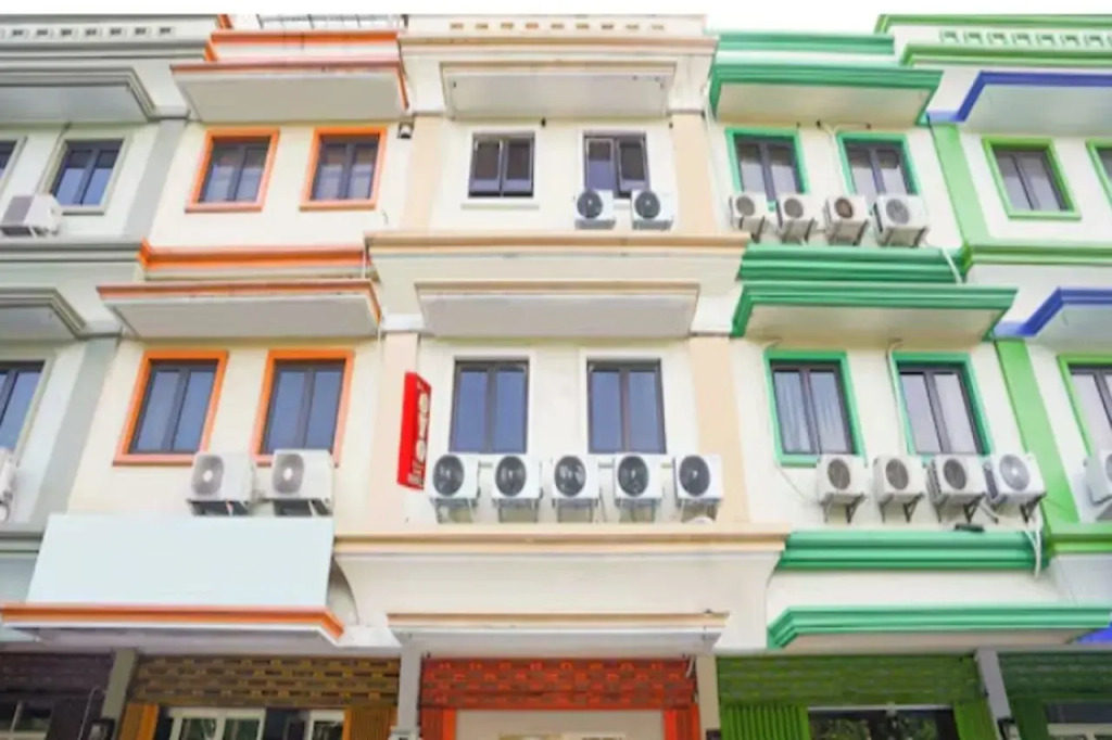 Hotel O Rungkut Near Its Surabaya Formerly Ace Business Hotel