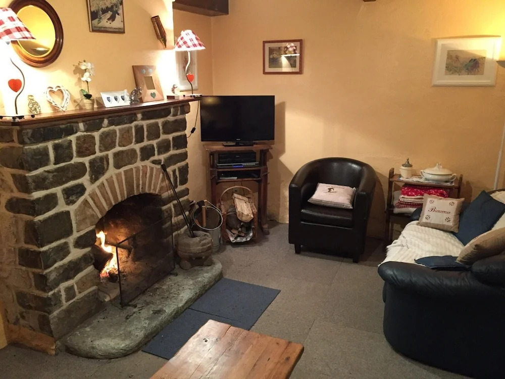 Chalet LE Moulin Benjamin : 8 Personnes / 8 People