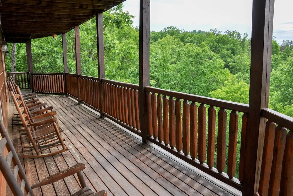SUNSET POINTE - 5 Br Cabin