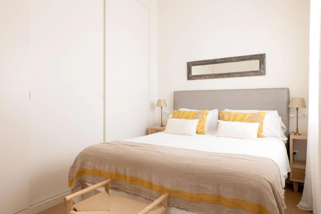 Plaza Nueva 2 Bedrooms & 2 Bathrooms