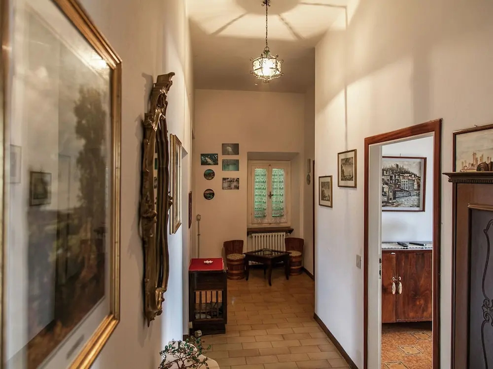 Tastefully Decorated Holiday Home on a Large Estate in the Chianti Region