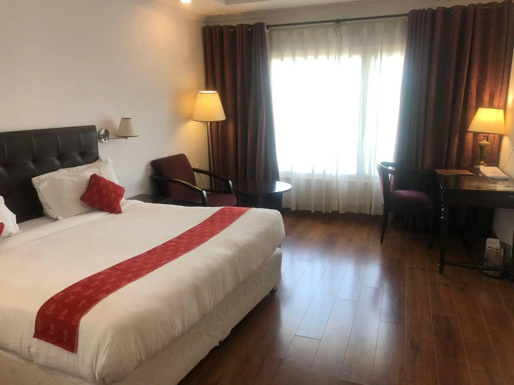 Centaur Hotel IGI Airport