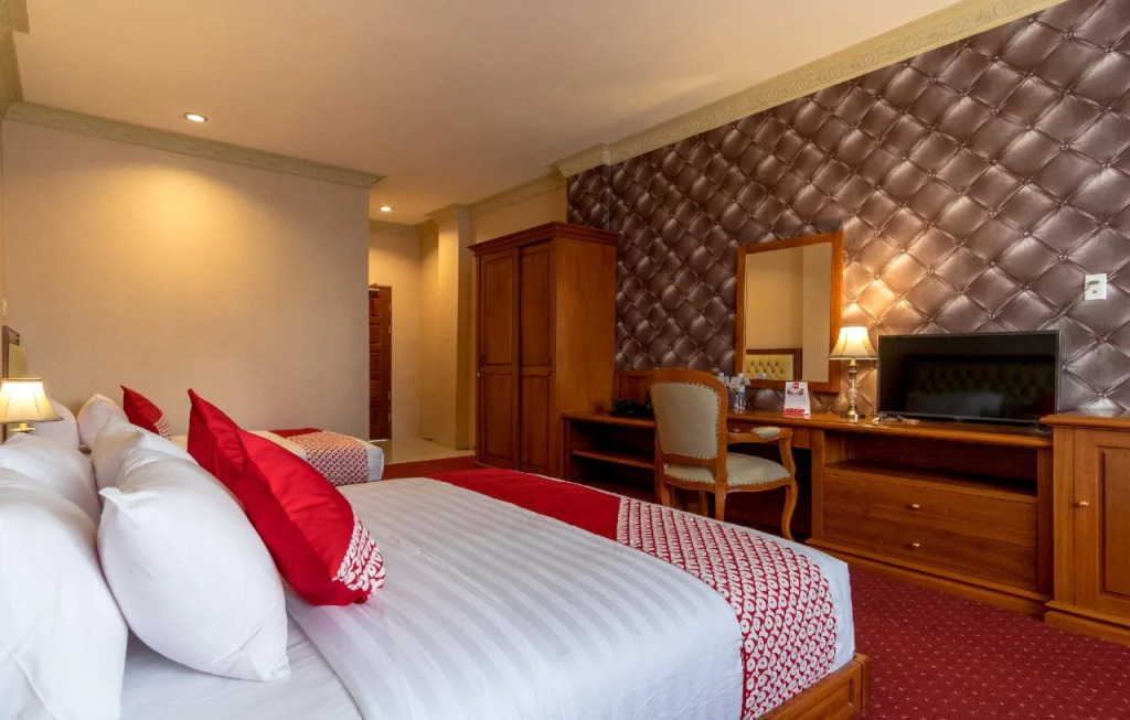 Mutiara Hijau Suites Syariah By OYO Rooms