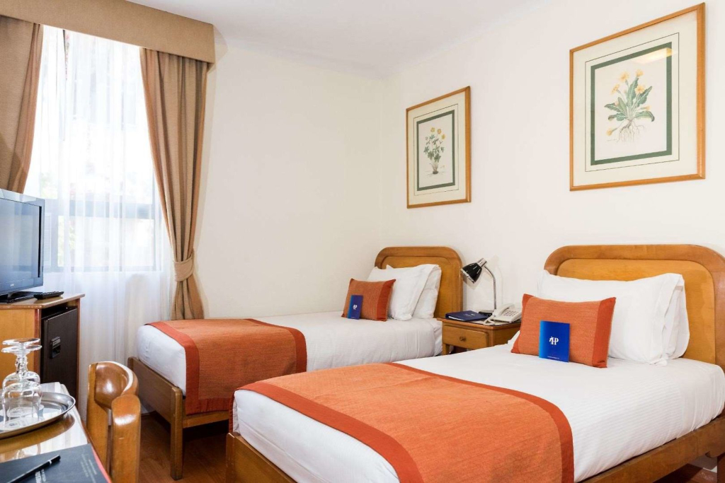 Hotel Canciller - Ex Hotel Presidente
