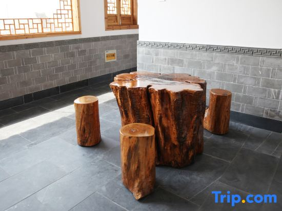 Xiuning Hengjianglou Homestay