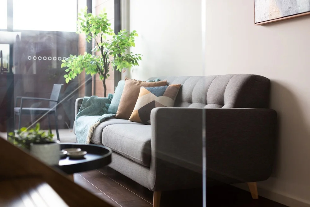 Little Grenfell Apartments by Urban Rest