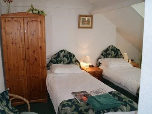 Brentwood House