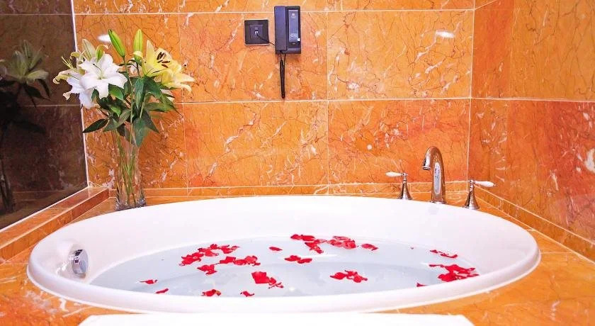 Suzhou Tianyu Garden Hotel
