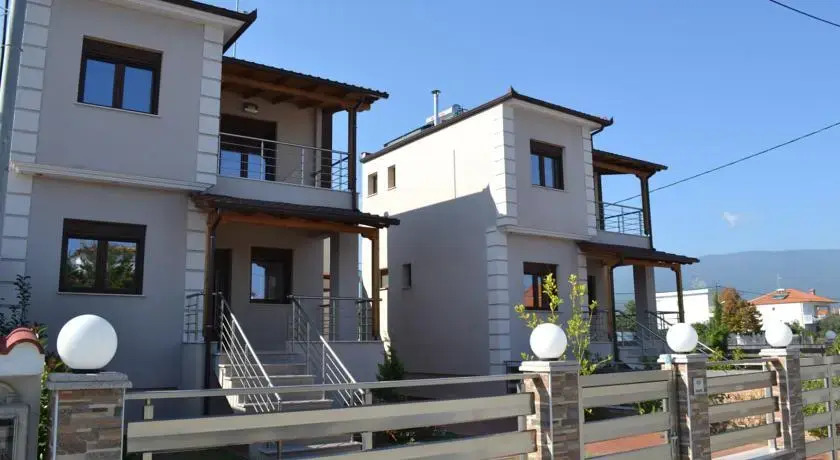 Αmalia Lux Villas