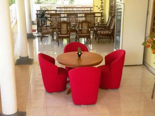 Henderson Airport Residence