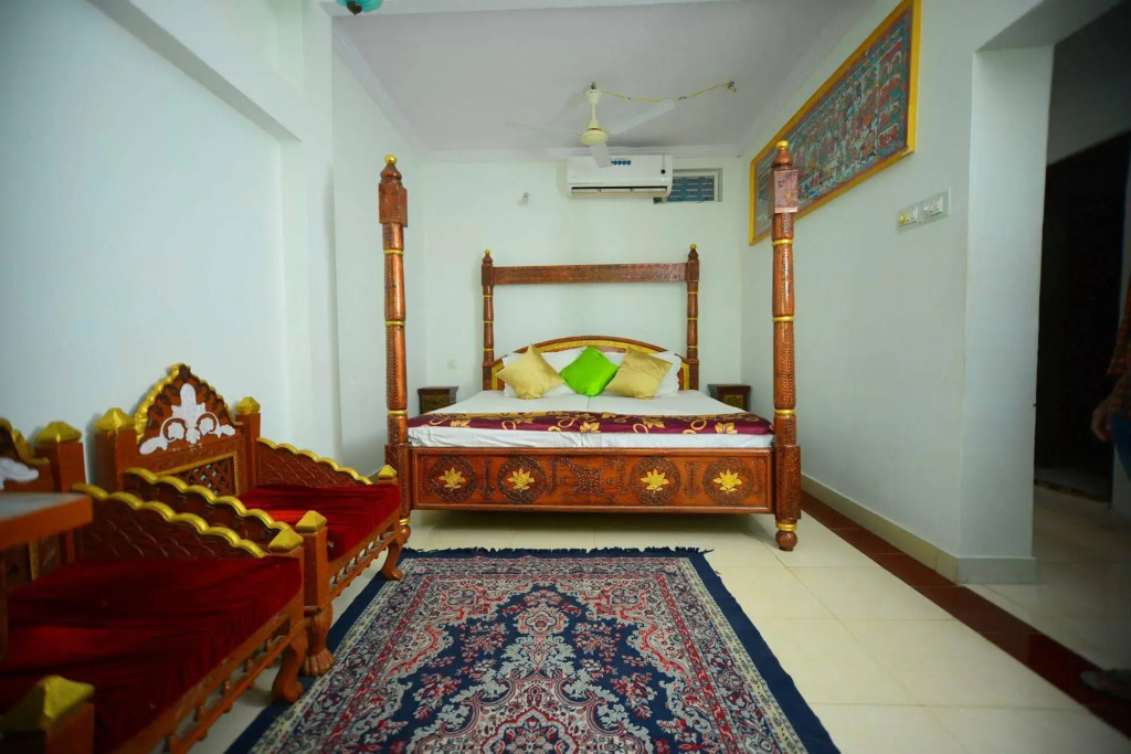 Anjani Hotel