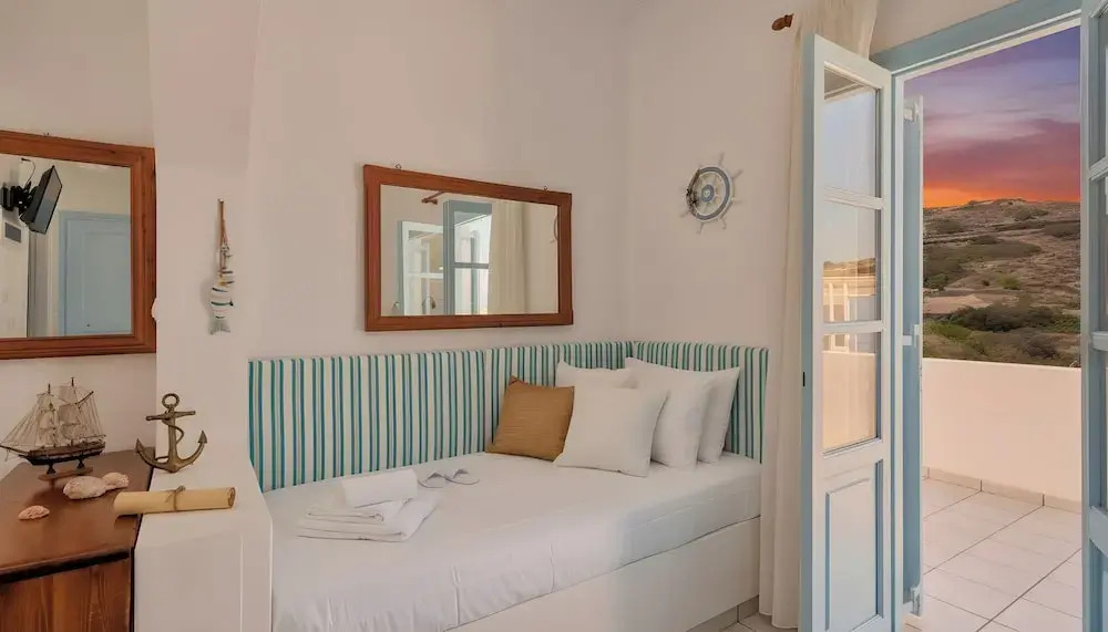 Lume dOro Syros