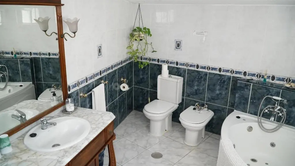 Detached villa, private pool only 10 minutes to beaches