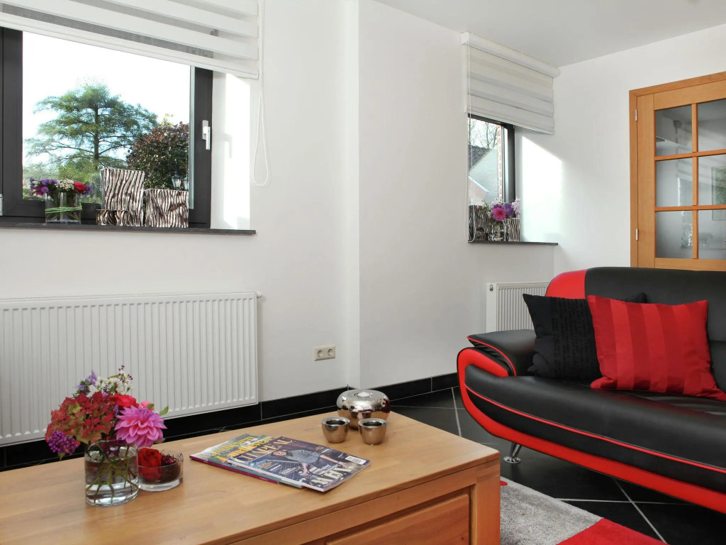 Holiday Home in Epen With Garden & BBQ