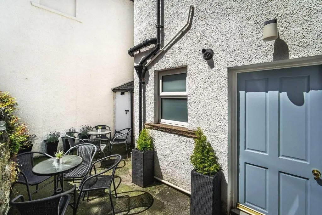 3 The Townhouse