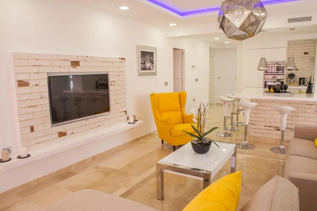 Luxury 100 Sq.M. Sea View Apartment