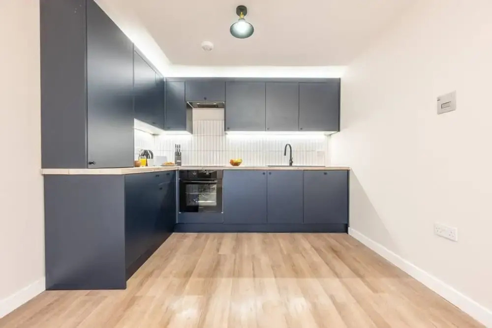 Luxurious 2 Bed Central Cardiff Free EV Charge