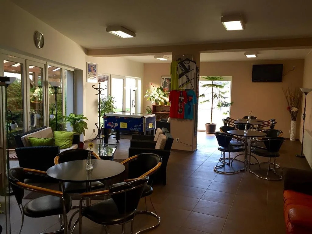 Motel R10