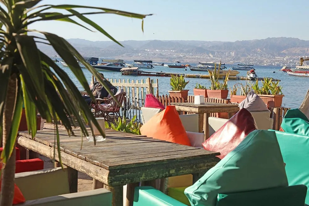 La Riva Hotel