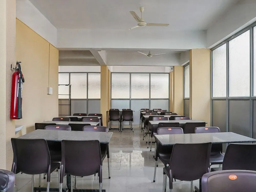 OYO 24143 Flagship Hotel Blue Orchid