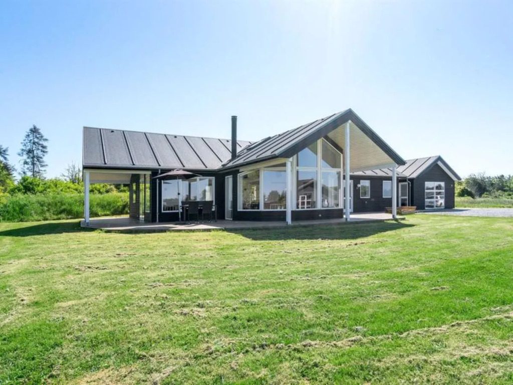 Holiday Home Swarthofthi - 1-5km from the sea by Interhome