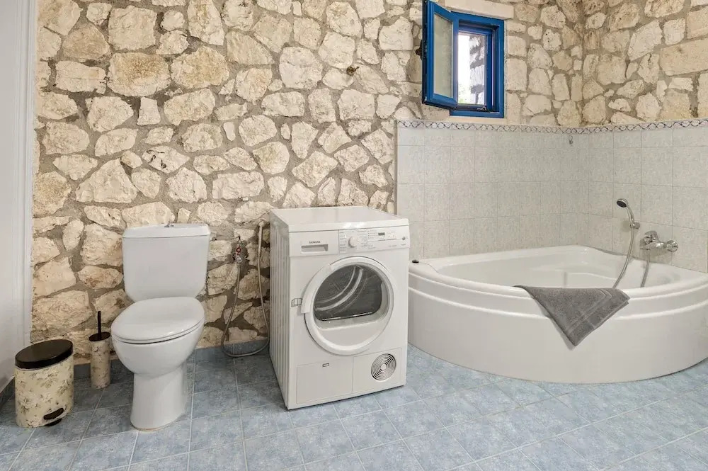 Stone House in olive Grove - former Denis Stone Villa